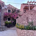 D,apartman' Ulica Pusca 51, 51513 * Omišalj