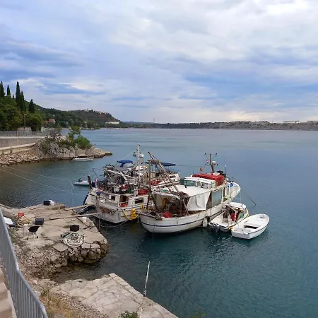 D,apartman' Ulica Pusca 51, 51513 * 오미살즈