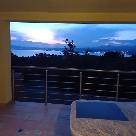 D,apartman' Ulica Pusca 51, 51513 Omišalj