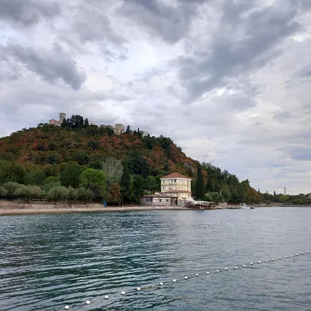 D,apartman * Omisalj