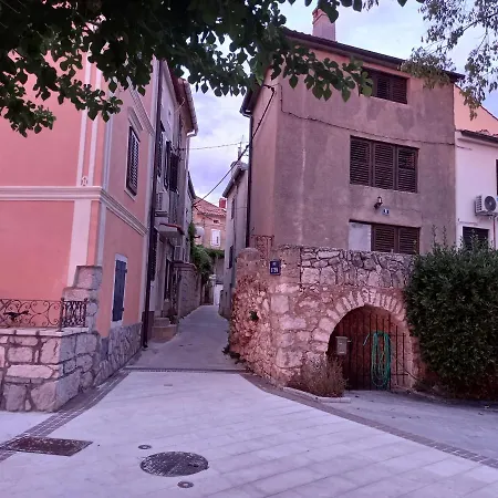 D,apartman' Ulica Pusca 51, 51513 Omisalj