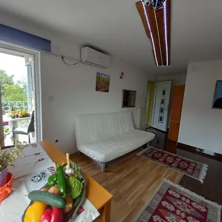 Appartement D,apartman' Ulica Pusca 51, 51513 Omišalj