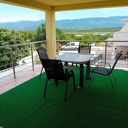 D,apartman' Ulica Pusca 51, 51513 * Omišalj