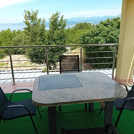 D,apartman' Ulica Pusca 51, 51513 * Omišalj
