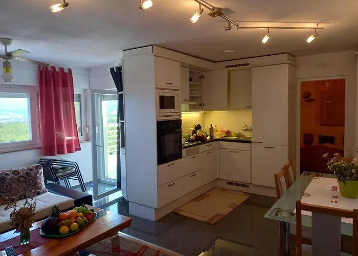 D,apartman' Ulica Pusca 51, 51513 公寓