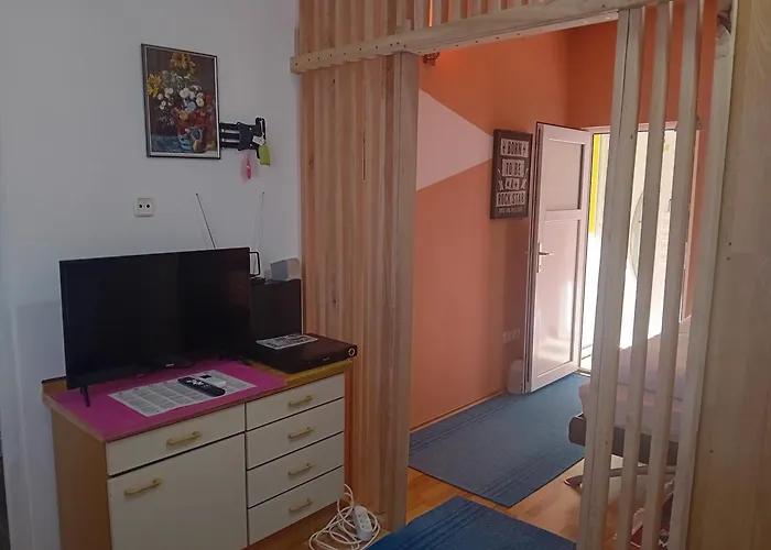 Διαμέρισμα D,apartman' Ulica Pusca 51, 51513 *