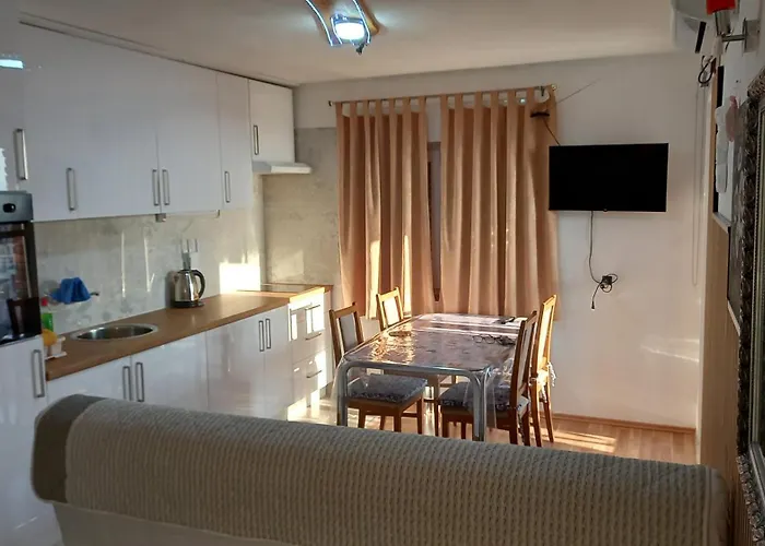 D,apartman' Ulica Pusca 51, 51513 公寓