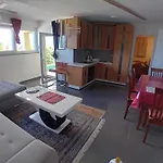 D,apartman' Ulica Pusca 51, 51513 * Omišalj