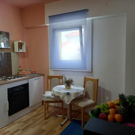 Apartament D,apartman' Ulica Pusca 51, 51513