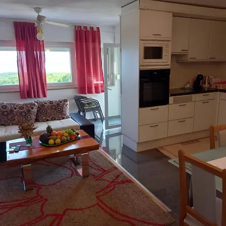 D,apartman' Ulica Pusca 51, 51513 Apartament