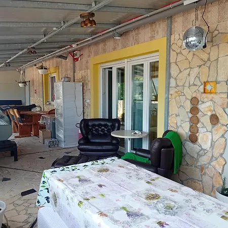 Appartement D,apartman' Ulica Pusca 51, 51513 Omišalj
