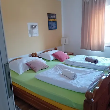 Apartament D,apartman' Ulica Pusca 51, 51513 *