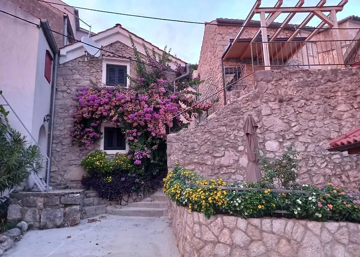 D,apartman' Ulica Pusca 51, 51513 * Omisalj